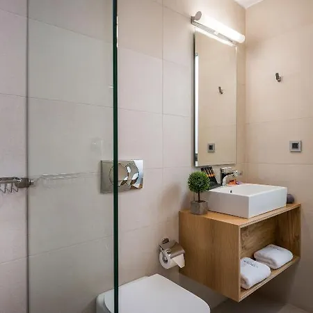 Hotel Central City Hotel 3*